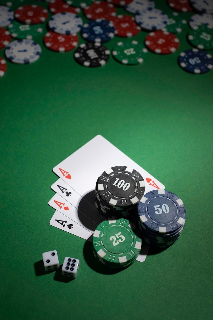 Meja French Roulette dengan dealer profesional di mos777